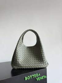 Picture of Bottega Veneta Handbags _SKUfw223141188fw
